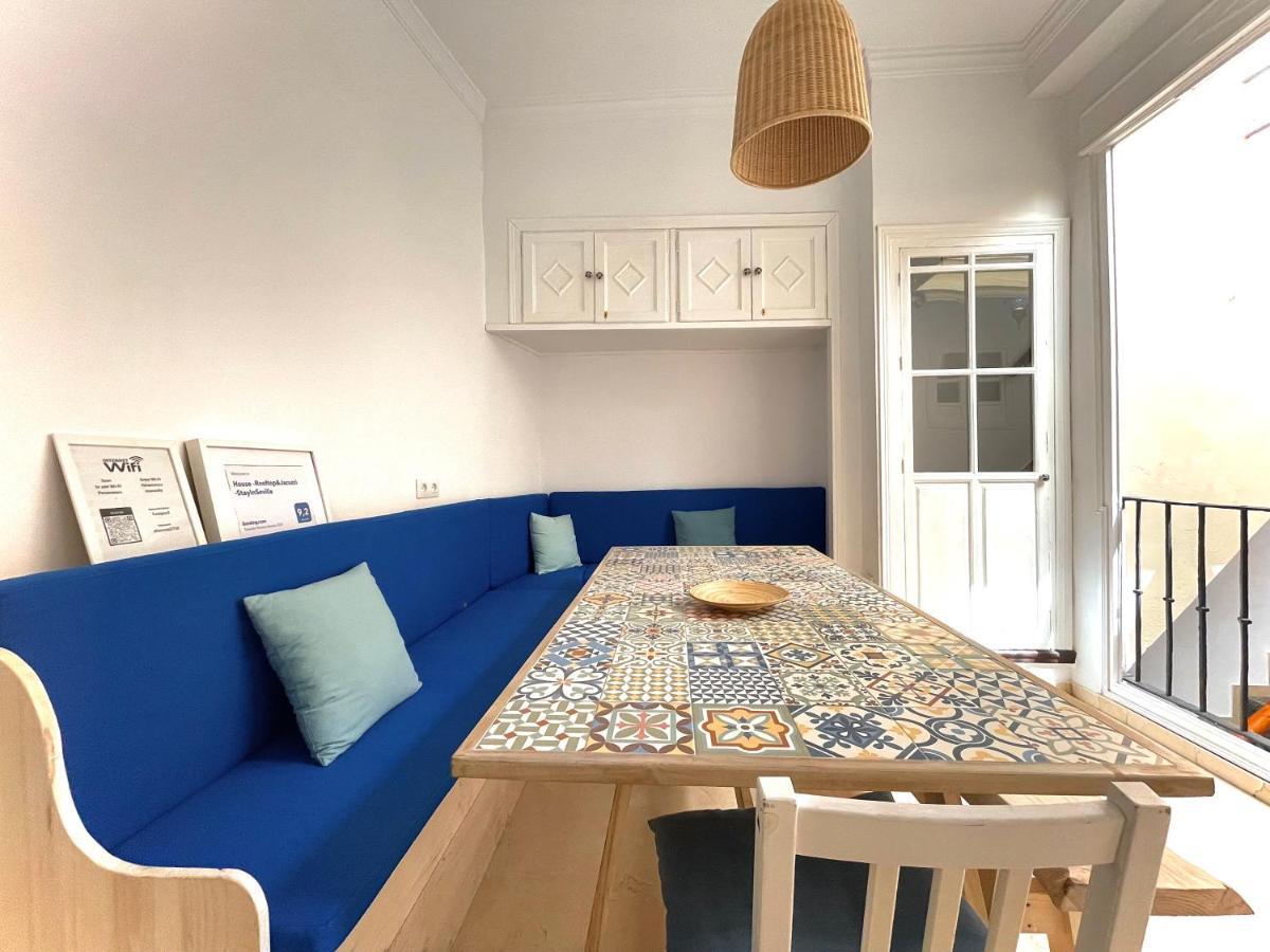 House -Rooftop&Jacuzzi -StayinSevilla Buitenkant foto